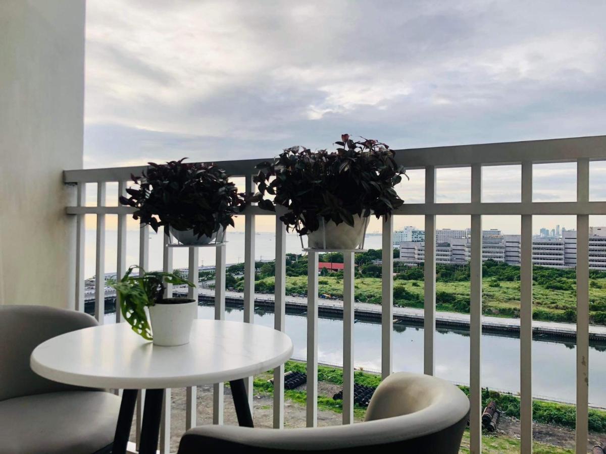Ebony'S Place At Shore Residences Manila Eksteriør billede